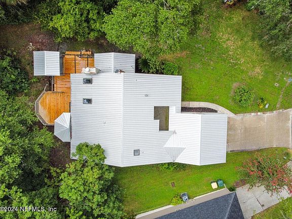 4th image of 11605 TYNDEL CREEK Drive