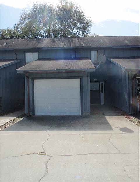 1st image of 908 Tokalon Ct