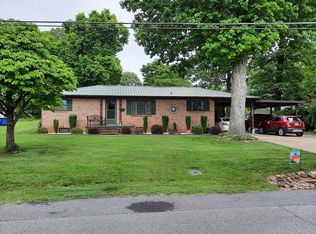 1209 4th Street Dr SE, Conover, NC 28613