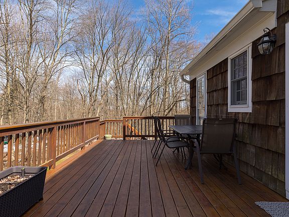 4th image of 8 Alyce Ct
