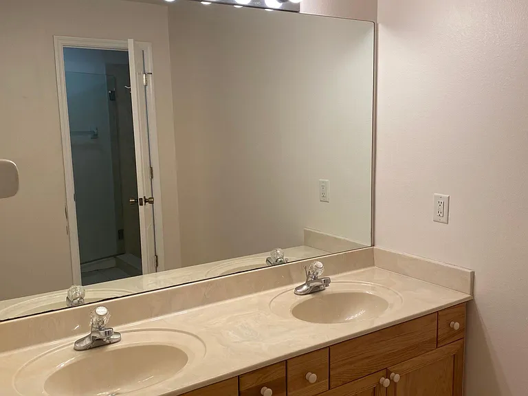 5270 Somerville Dr — Photo 16