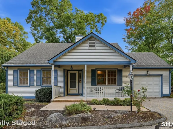 2 Hawthorne Lane #2, East Lyme, CT 06357