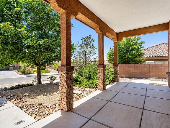 5th image of 356 Paseo Vista Loop NE