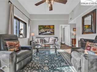 303 Sugar Top Drive #2306, Sugar Mountain, NC 28604