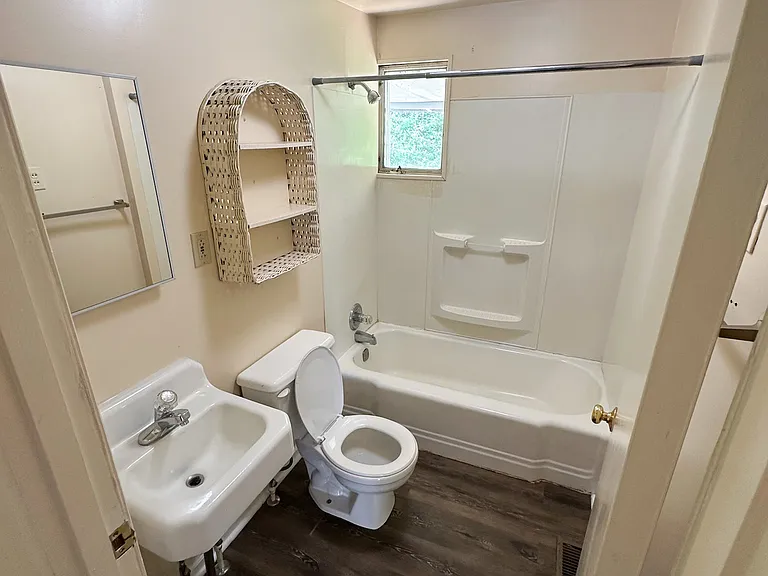 9121 Chapman Hwy — Photo 7