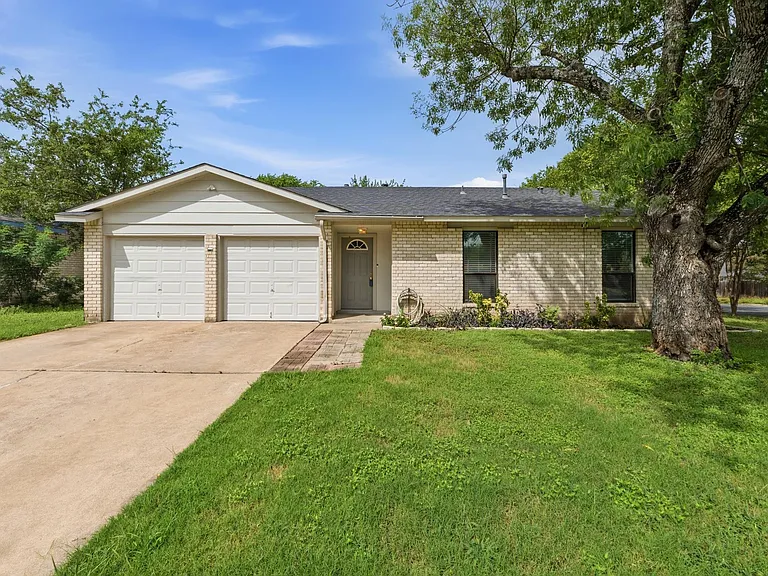 3009 Bushnell Dr — Photo 1