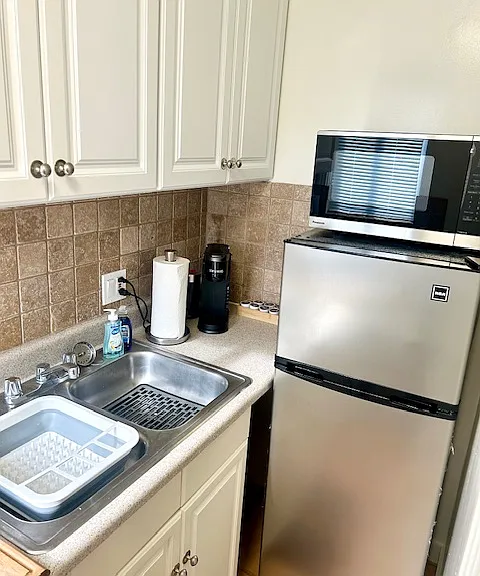 2458 Santa Ana Ave #B — Photo 14