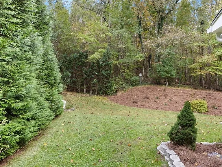 12485 Reinhardt College Pkwy — Photo 39