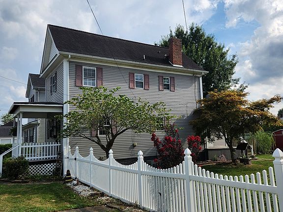 2nd image of 15 Hickory Avenue
