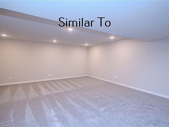 5th image of 614 NE Meadow Landing Dr