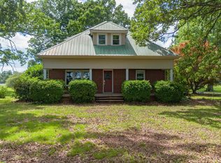893 Peach Orchard Rd, Murray, KY 42071