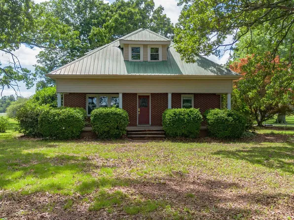 893 Peach Orchard Rd, Murray, KY 42071