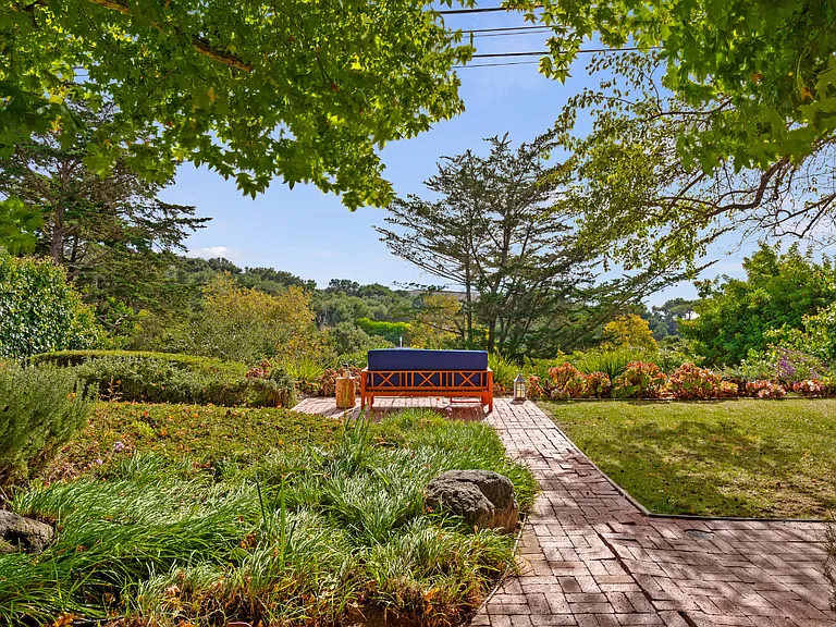 1476 Crestline Dr — Photo 36