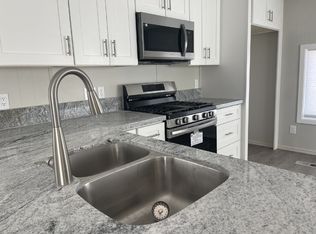 2 bed, 1.0 bath, 672 sqft, $1,400, Bullhead City, AZ 86442