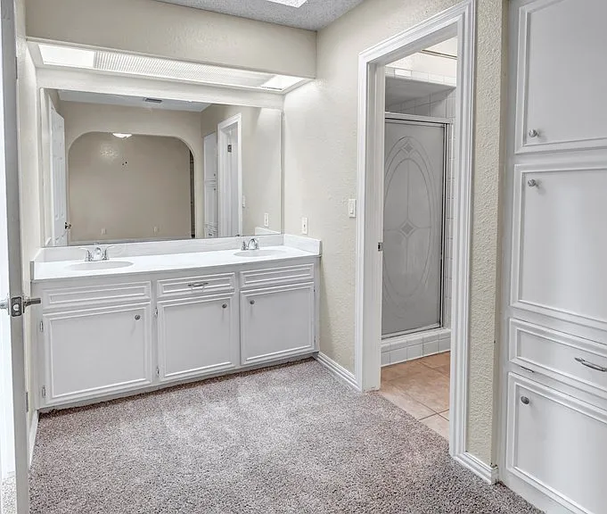 4202 Merrill Dr — Photo 16