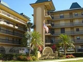 2nd image of 271 Southbay Dr APT 221