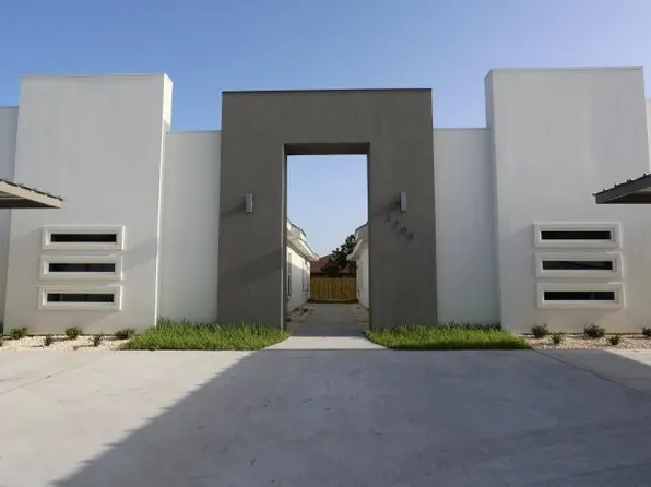 1207 W Heritage Dr, Pharr, TX 78577