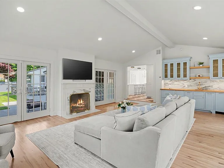 222 Sunnieholme Dr — Photo 4