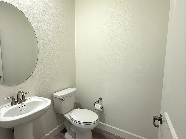 1744 Eagle Landing Dr — Photo 12
