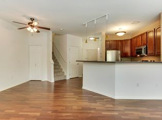 545 1st St N #115, Minneapolis, MN 55401