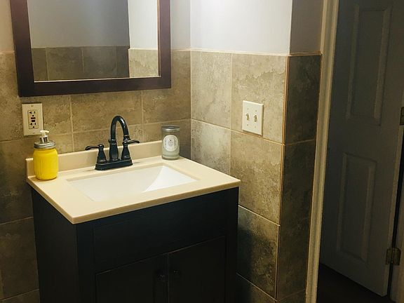 4th image of 1717 Brevier Ave #1