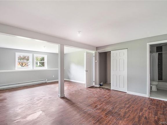 5th image of 29 Robert Dr