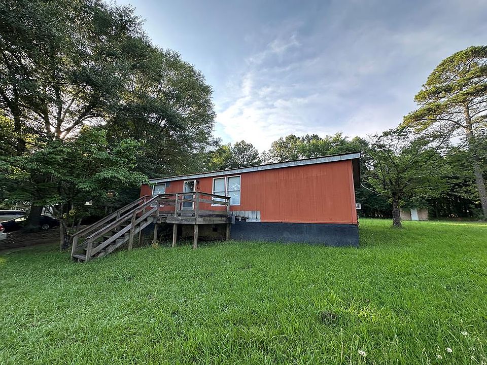 1st image of 25 Dogwood Dr