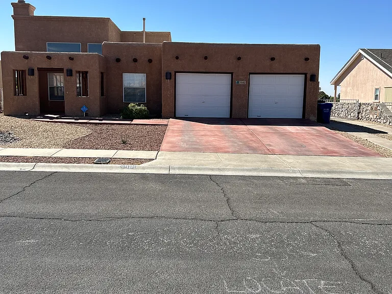 3960 Schooner Loop — Photo 1