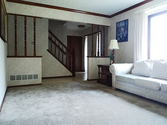 3rd image of 12021 Greenbower Ave