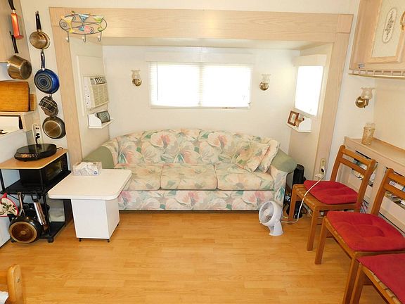 4th image of 41219 Hockey Dr #59