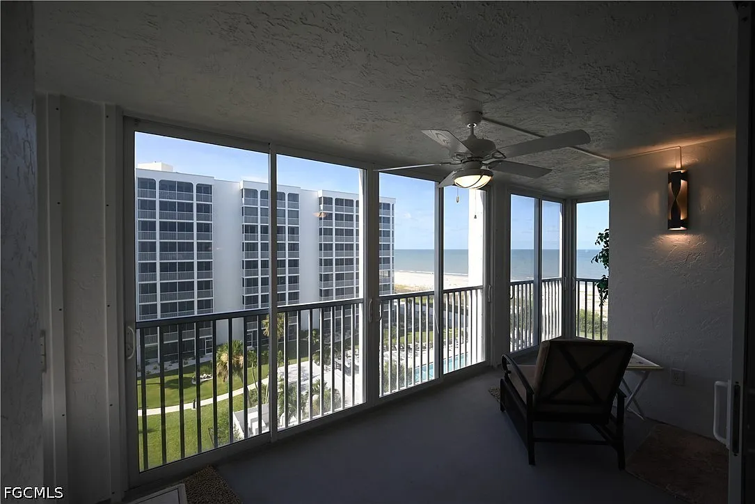 2 bed, 2.0 bath, 1252 sqft, $3,000 — Photo 4