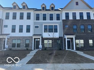 10948 Hanovarian St, Zionsville, IN 46077