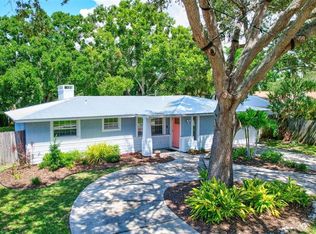 2925 Yorktown St, Sarasota, FL 34231