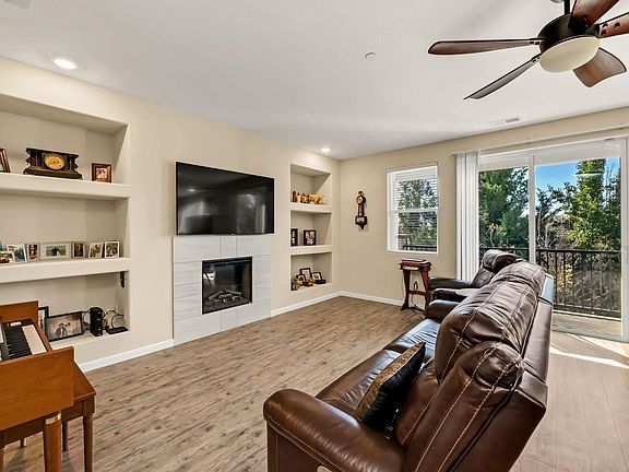 5th image of 4789 Bougainvillea Cir