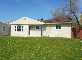 21 Thrush Rd, Carpentersville, IL 60110