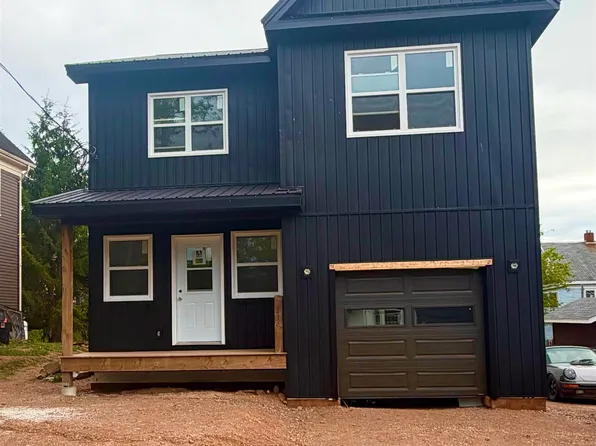 138 Pleasant St, Truro, NS B2N 3R7