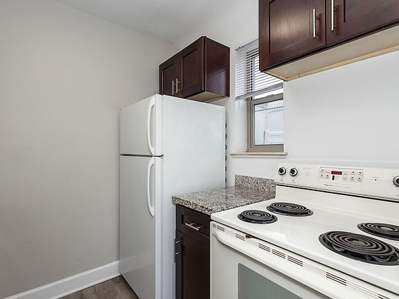 4th image of 1465 Jersey St APT 102