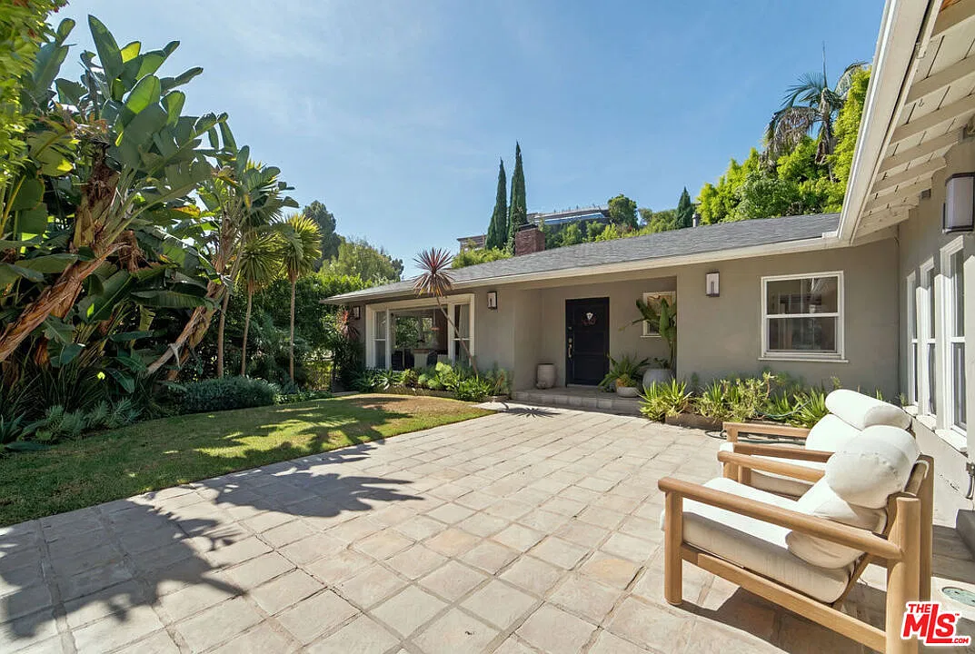 2 bed, 3.0 bath, 1960 sqft, $9,995 — Photo 4