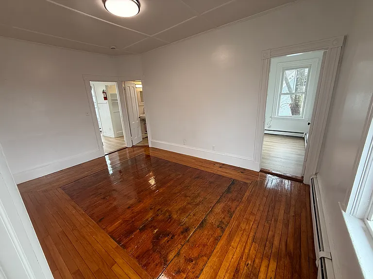 7 N Green St #3 — Photo 5