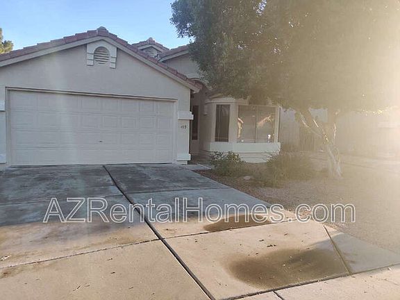 4th image of 493 E Cantebria Dr