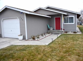125 5th Ave, Mabton, WA