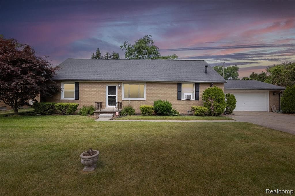 37363 Devoe St, Clinton Township, MI 48036 MLS 20230037185 Zillow