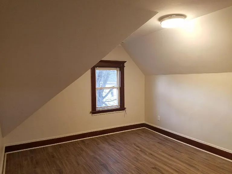 597 Park St #3 — Photo 8