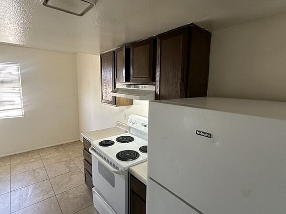 5th image of 10660 W Concordia Dr #4