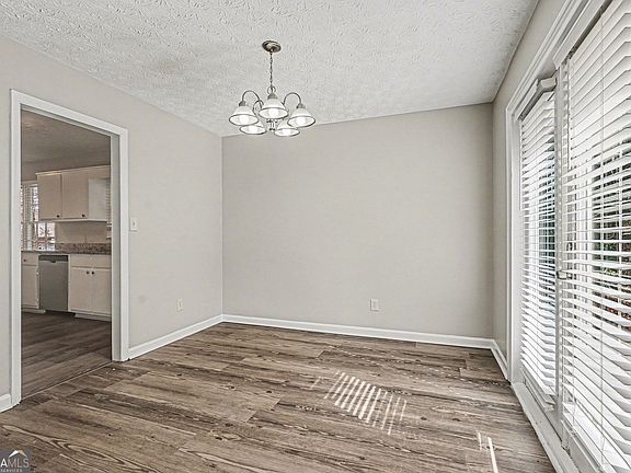 4th image of 2060 Lost Forest Ln SW