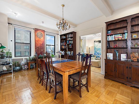 3rd image of 201 W 89th St APT 10A