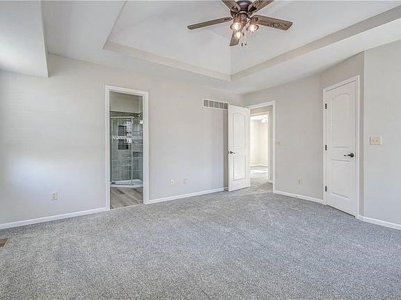 5th image of 2601 NE Quail Walk Trl