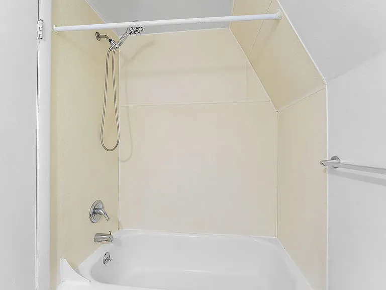 25 Bay Breeze Ln #25 — Photo 12