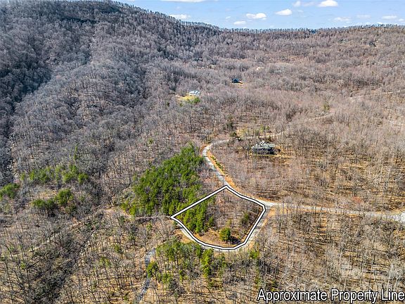 3rd image of 190 Cherry Hl