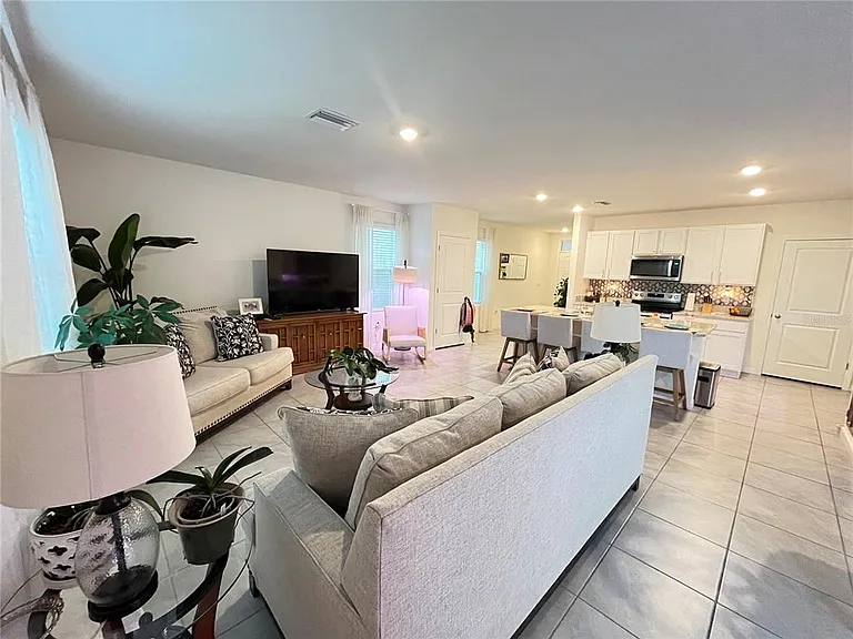 17032 Oval Rum Dr — Photo 13